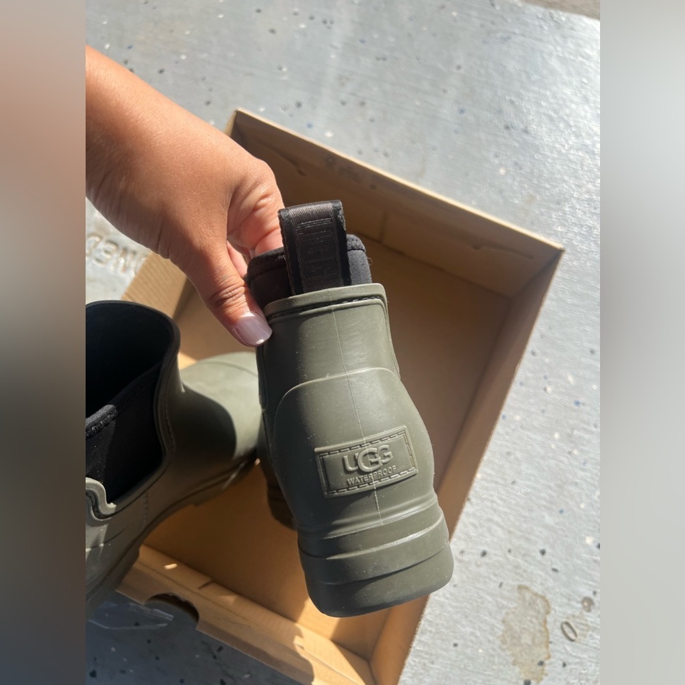 New Ugg women’s forest green droplet boots size 6 - Picture 5 of 8